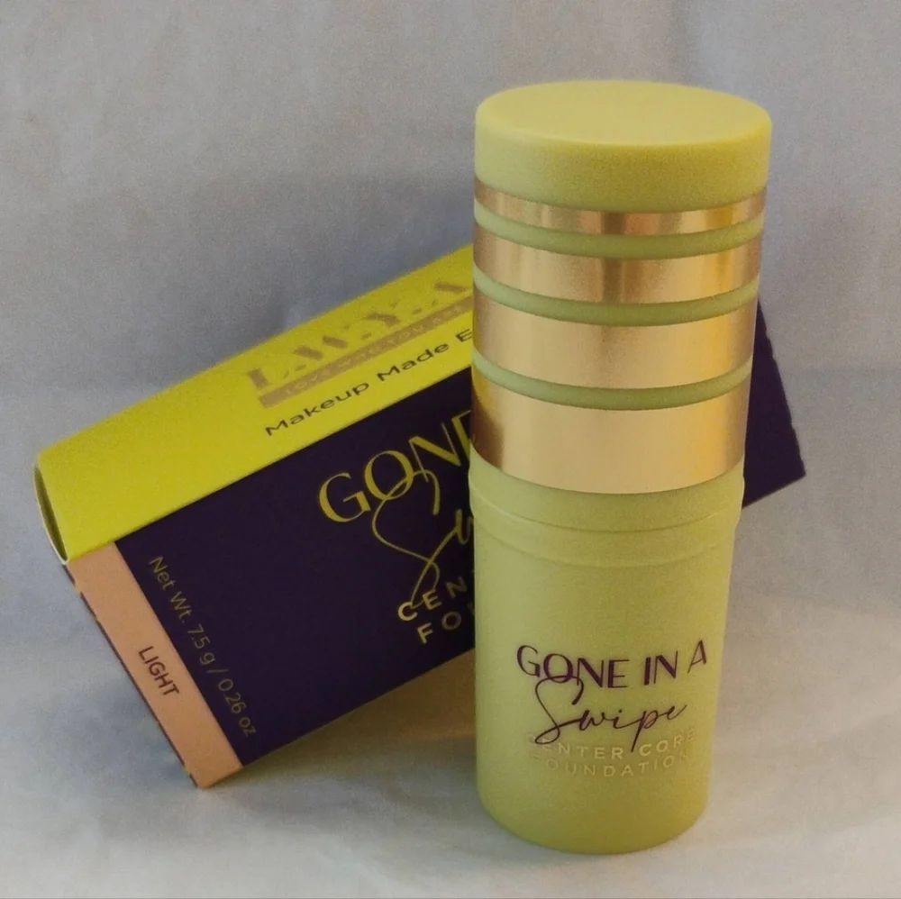 Kim Gravel LWYA Gone In A Swipe Center Core Foundation- Shade Light-New In Box - Picture 3 of 6